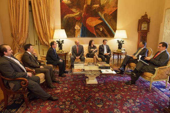 600px-20140506-presidente-republica-audiencia-007